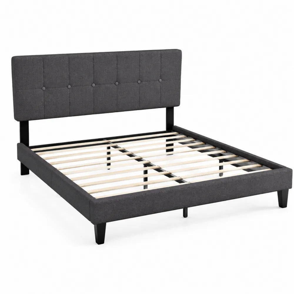 Cama tapizada en tela con estructura de madera, 20
